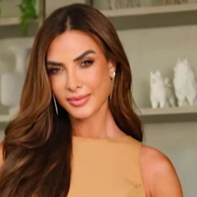 Nicole Bahls cria restaurante em casa para receber amigos e equipes de gravação