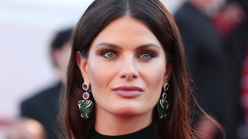 Isabeli Fontana é barrada em voo internacional e fica revoltada