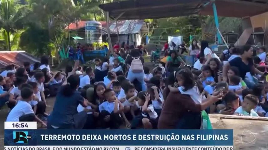 Terremoto de magnitude 7,8 mata 35 pessoas nas Filipinas