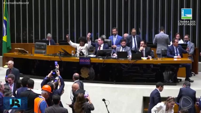 Cerca de três mil entidades defendem no Senado aprovação da PEC do trabalho flexível