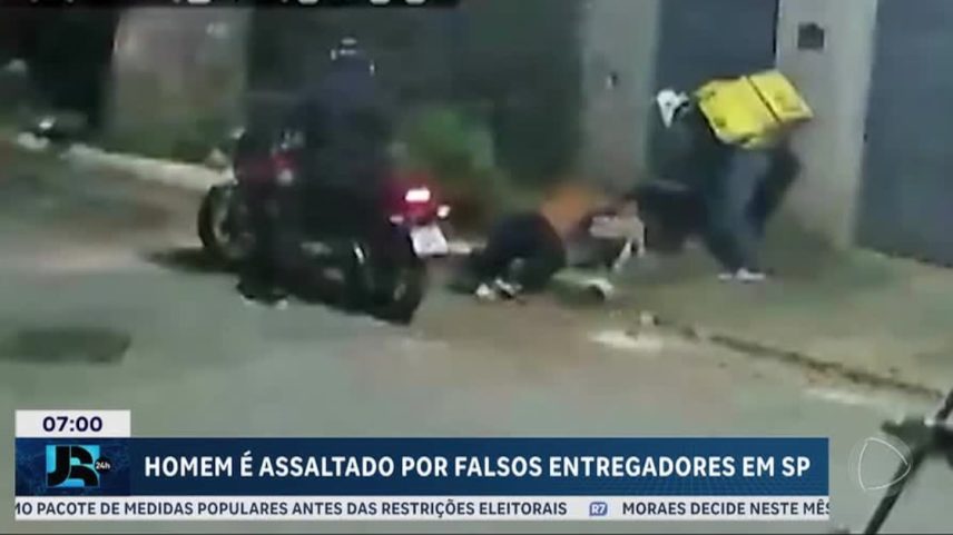 Homem é assaltado por falsos entregadores em São Paulo