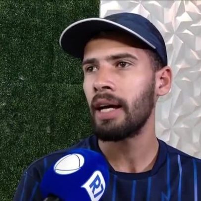 Motoboy sequestrado pelo tráfico reencontra a família no RJ