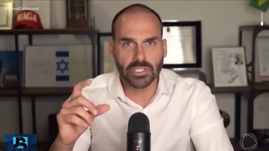 Alexandre de Moraes nega adiamento e Eduardo Bolsonaro será julgado no STF nesta terça-feira (16)