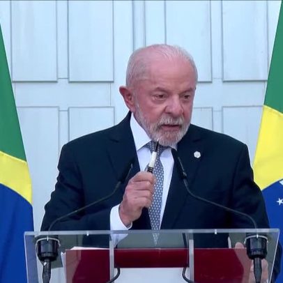 Lula diz que EUA não devem interferir nas eleições brasileiras
