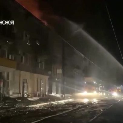 Bombardeio russo atinge Zaporizhia, região com grande usina nuclear, deixa vítima fatal