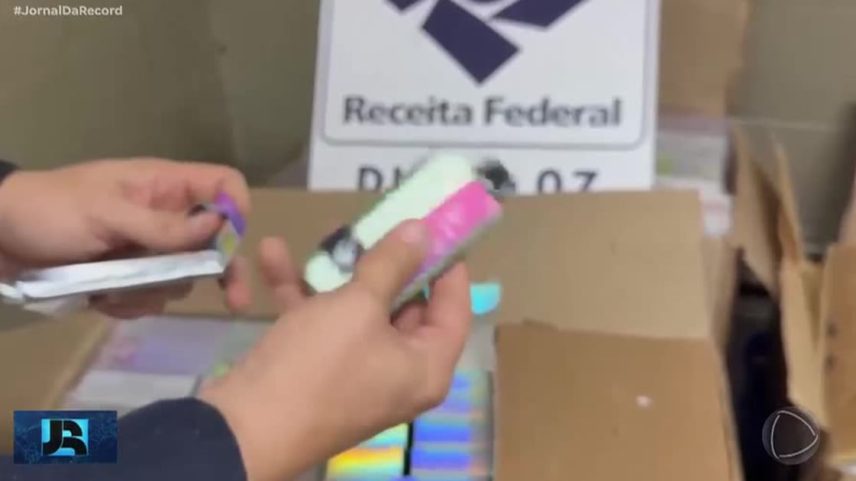 Receita Federal desmonta esquema ilegal de venda de cigarros eletrônicos