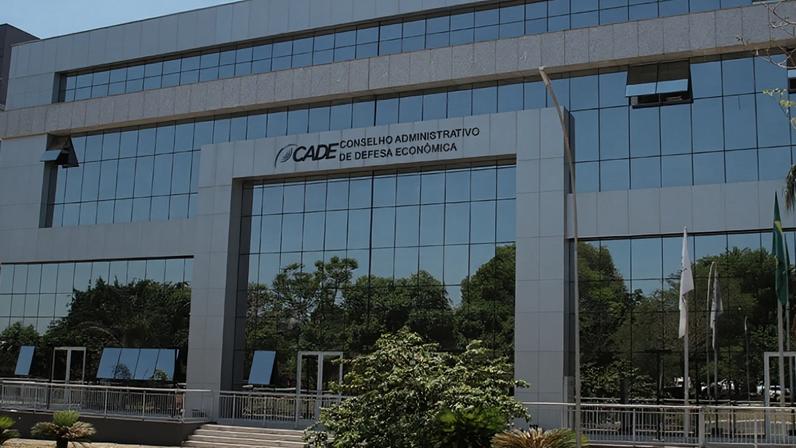 Entidades ligadas ao futebol buscam no Cade reforço de medida preventiva sobre a FFU.