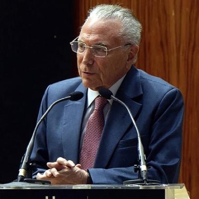 Temer critica concentração de poder da União e defende Estados fortes