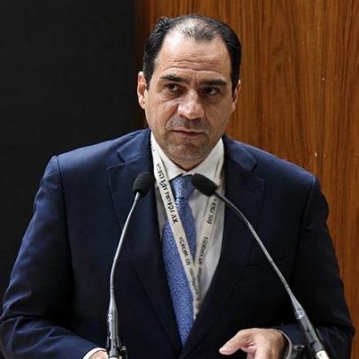 IA pode apoiar advocacia, mas não substitui advogado, afirma Beto Simonetti