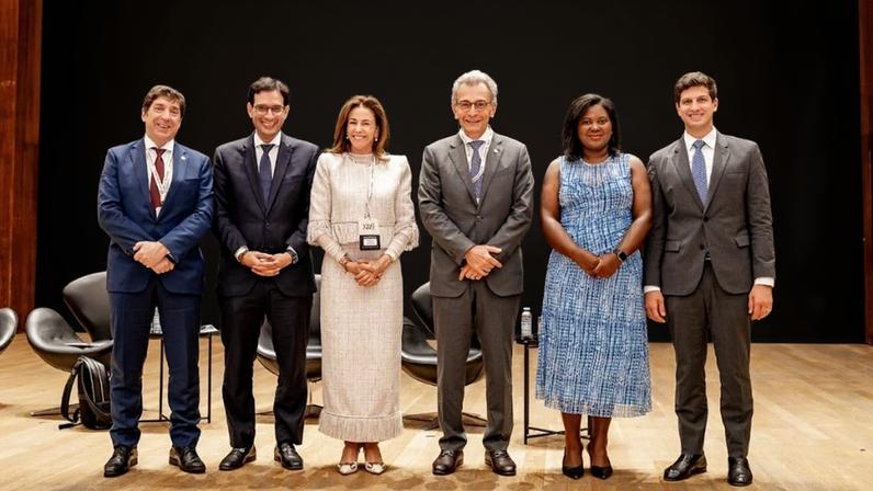 Impactos da tecnologia e da redução da jornada de trabalho foram tema de debates no XIV Fórum de Lisboa.