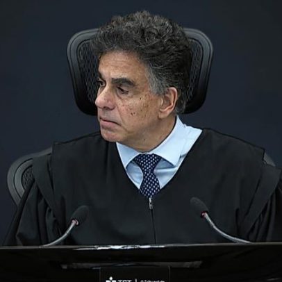 Presidente do TST afirma que não adotará descanso dominical no exterior