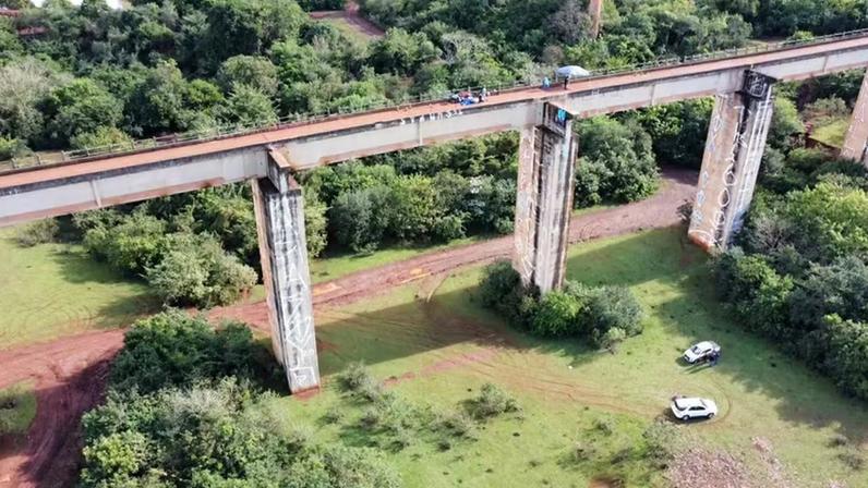 Salto de rope jump terminou em tragédia na ponte do Esqueleto, em Limeira/SP.