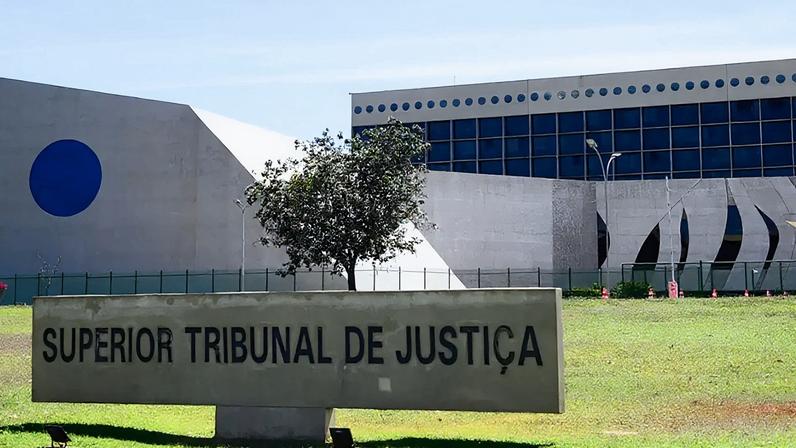 PF prende terceirizado do STJ suspeito de oferecer acesso prévio a minutas de decisões.