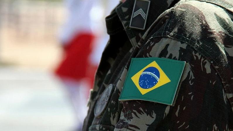 STM mantém condenação de ex-sargento e ex-cabo por castigos físicos humilhantes contra recrutas.