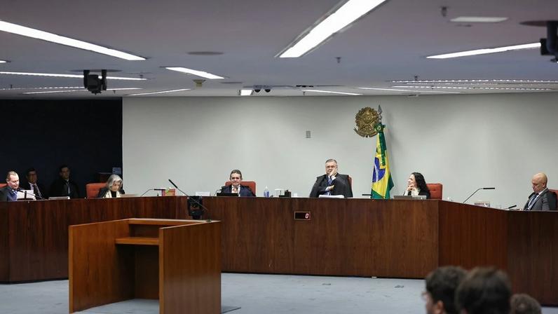 1ª turma do STF acompanhou voto do relator, ministro Flávio Dino, que cassou decisão do TST.