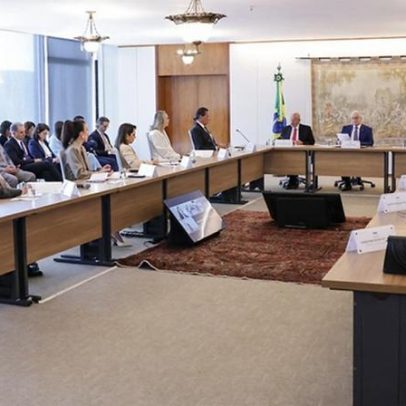 Fachin defende reforma do Judiciário e critica ações por decreto