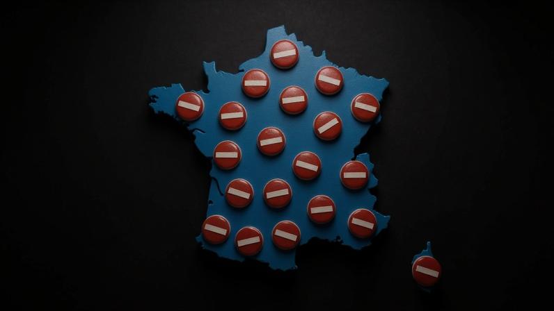 French authorities have banned alcohol consumption at state-organised events and in public spaces across parts of the country as temperatures climb towards 42°C during a record heatwave.