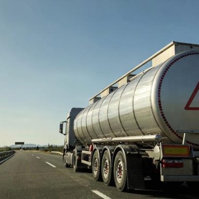 Santoro faz all-in em sua estratégia