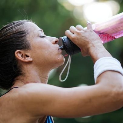 Nutricionista explica se eletrólitos são necessários em exercícios diários