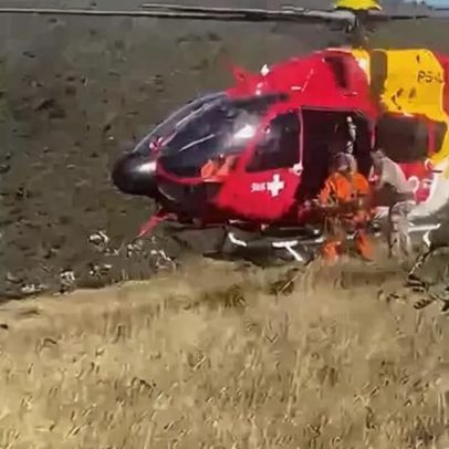 Idoso passa mal em trilha e é resgatado de helicóptero pelo Corpo de Bombeiros