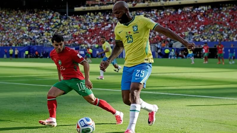 Igor Thiago em ação durante Brasil x Marrocos, jogo da Copa do Mundo