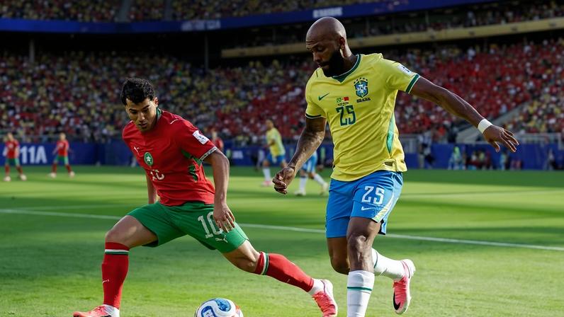 Igor Thiago em ação durante Brasil x Marrocos, jogo da Copa do Mundo