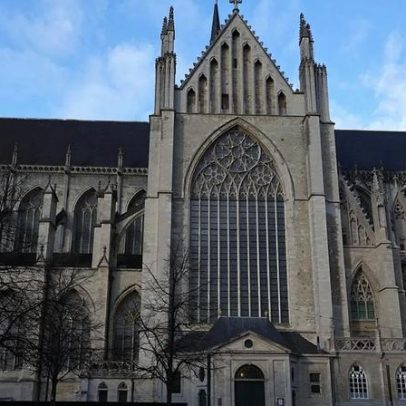 Igreja medieval perdida pode ter sido encontrada sob famosa catedral na Bélgica