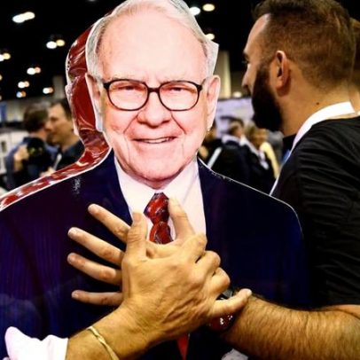 Berkshire Hathaway mantém aposta de continuidade do sonho da casa própria