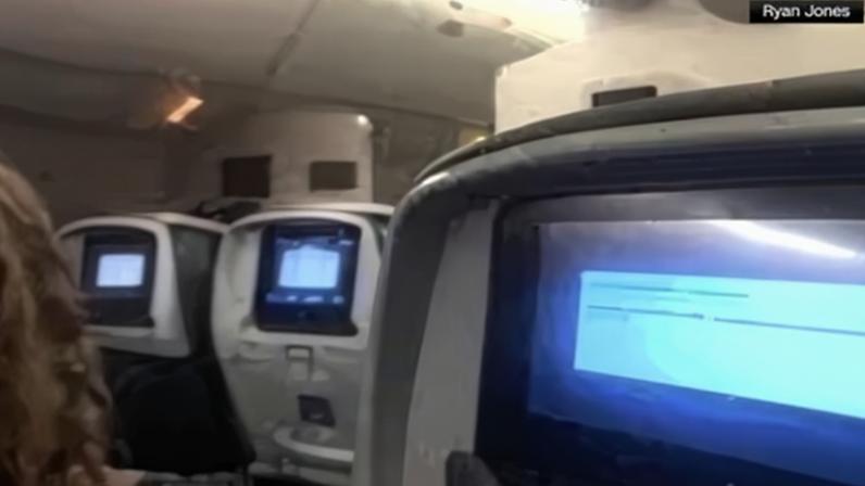 Bluetooth nomeado como "Bomba" faz avião retornar ao aeroporto nos EUA