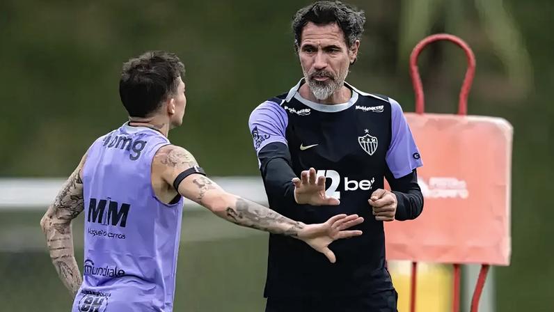 Barba e Bernard (Foto: Pedro Souza/Atlético-MG)