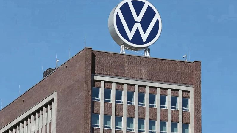 Volkswagen avalia cortes de 100 mil empregos e fechamento de fábricas