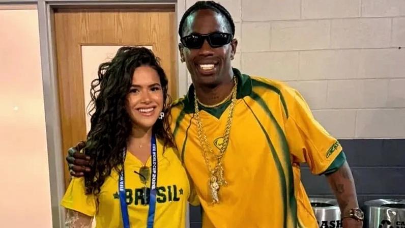 Com Maísa Silva nos bastidores, Travis Scott rouba a cena pela moda
