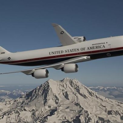 Equipe da Casa Branca se despede de aviões Air Force One após 35 anos