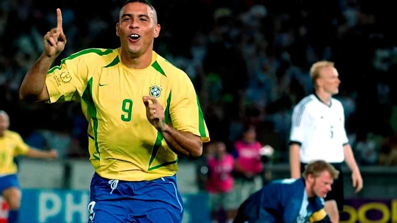 Ronaldo final Copa 2002 — Foto: Agência AP