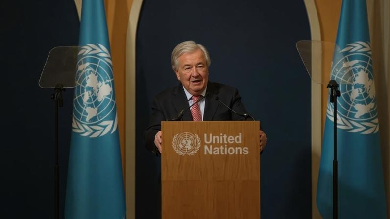 António Guterres, secretário-geral da ONU, na London Climate Action Week: "não há embargo sobre a luz do sol nem bloqueio sobre o vento", disse ao defender a transição. (Florence Mondou/United Nations)