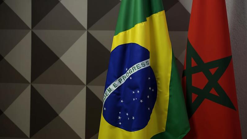 A semelhanças genéticas entre a população dos dois países deriva de um longo processo de migrações entre três continentes ocorrido durante séculos