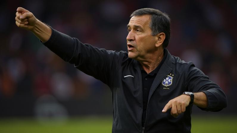 Parreira foi tetracampeão no comando da Seleção Brasileira em 1994 (VANDERLEI ALMEIDA / AFP)