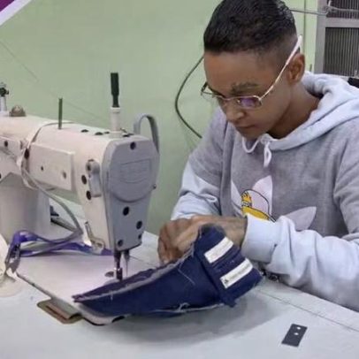 Siemens transforma roupas industriais e cria oportunidades para mulheres presas
