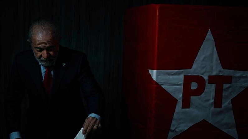 Lula registra voto para eleger novo presidente do Partido dos Trabalhadores. — Foto: Reprodução/PT