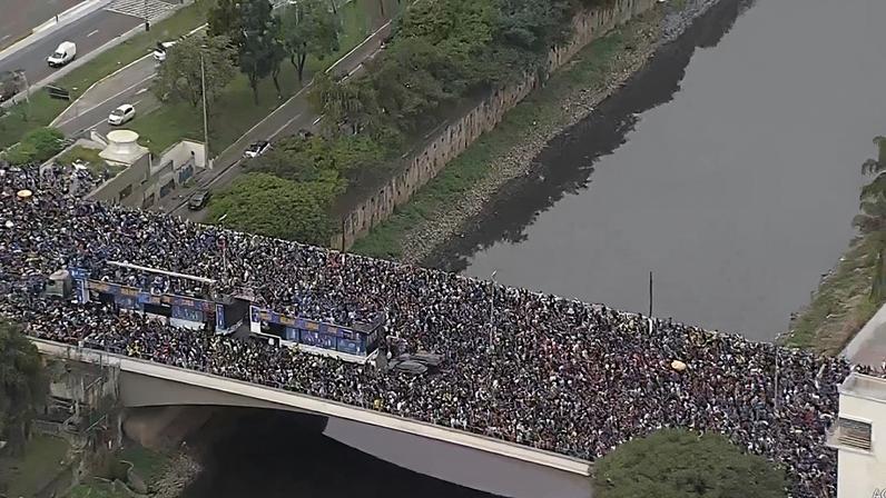 Imagens aéreas mostram multidão de fiéis na Marcha para Jesus — Foto: Reprodução/TV Globo