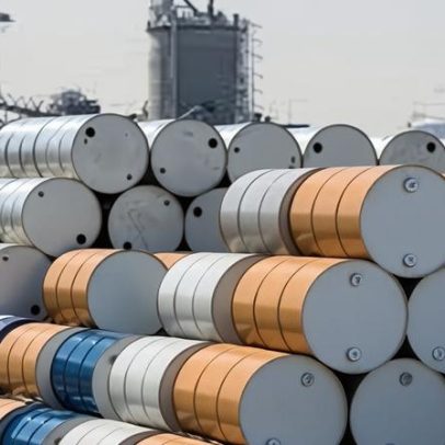 Petróleo cai 5% após avanço de acordo entre EUA e Irã