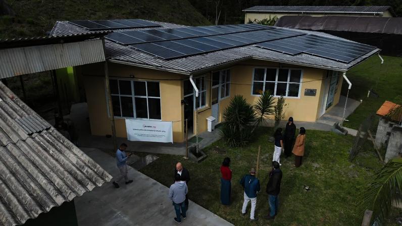Projeto prevê instalação de 41 painéis solares (Acciona/Divulgação)