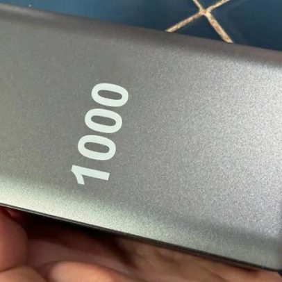 Carregador portátil de 1.000 W falha em minutos; causa clara é pegajosa
