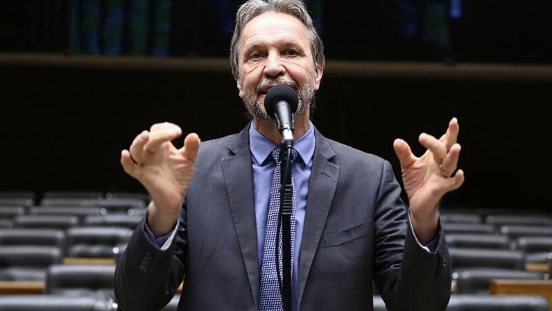 Na imagem, Pedro Uczai, líder do PT na Câmara