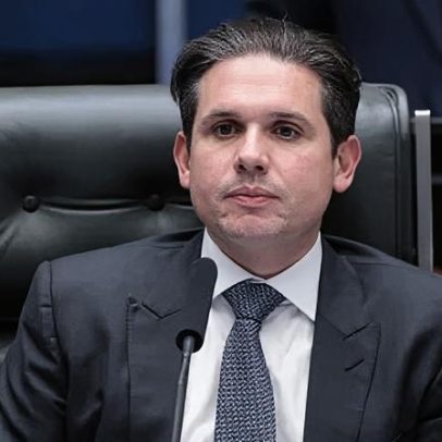 Deputados pressionam Hugo por sessões remotas na Câmara até as eleições