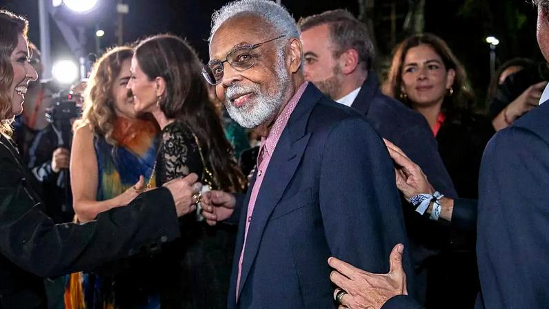 Gilberto Gil marca presença no Prêmio da Música Brasileira