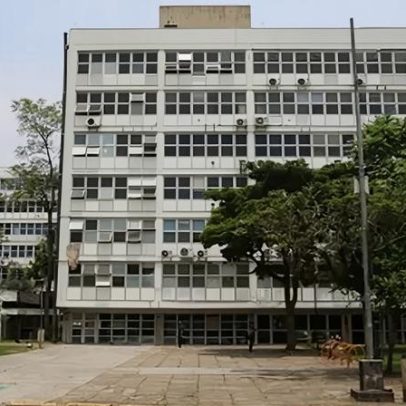 Seis pessoas invadem prédio da Administração da USP e são presas pela PM