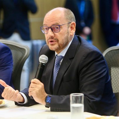 Governador do RJ mira recuperar R$ 1,4 bi de aplicações do RioPrevidência