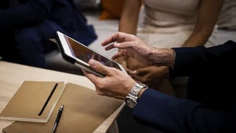 Representação de pessoa utilizando serviços financeiros digitais.