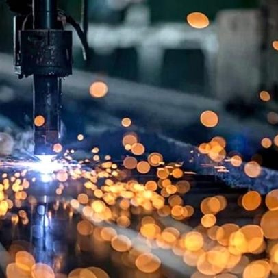 Indústria emprega 8,7 milhões em 2024 com 358,4 mil empresas